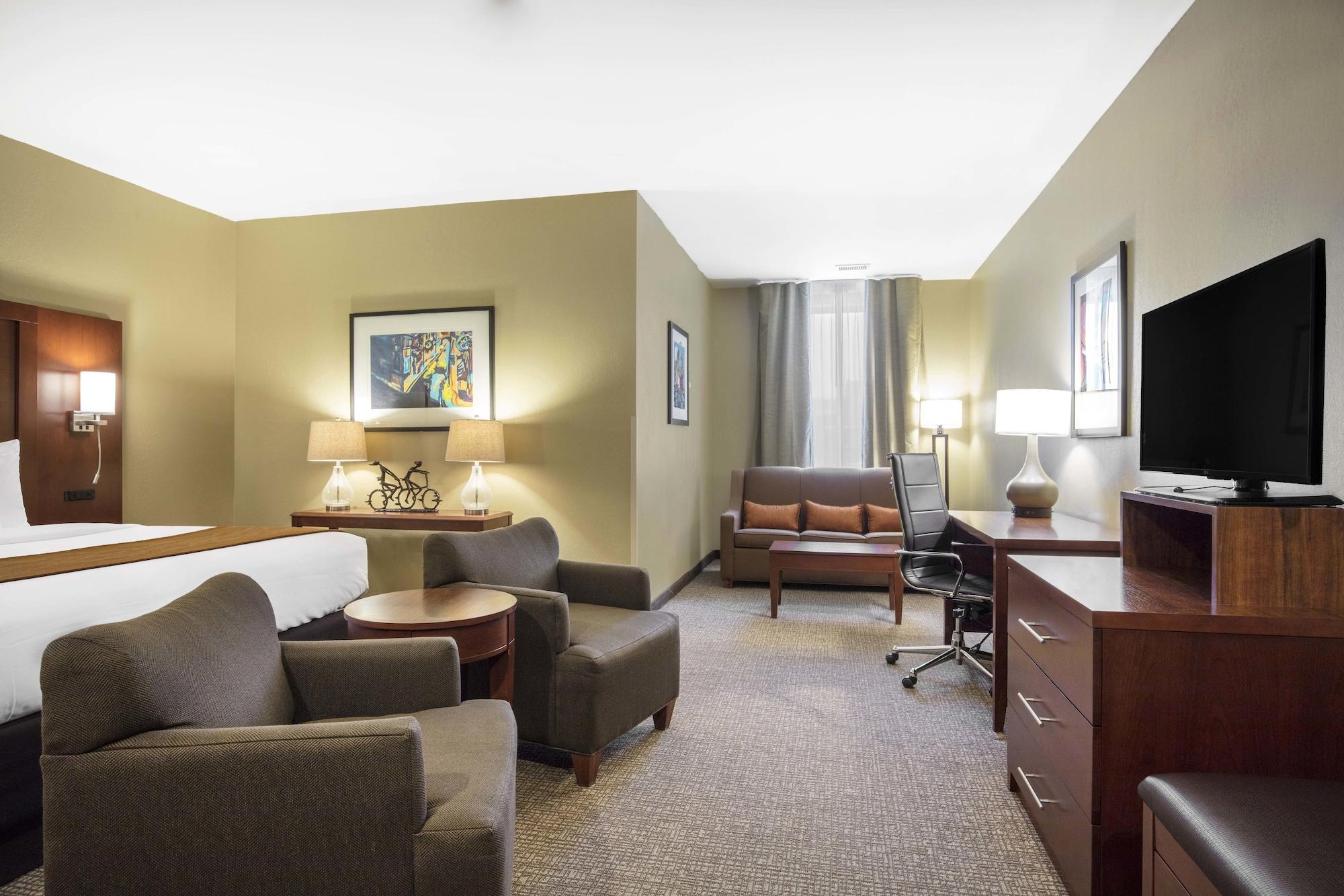 Comfort Downtown Inn