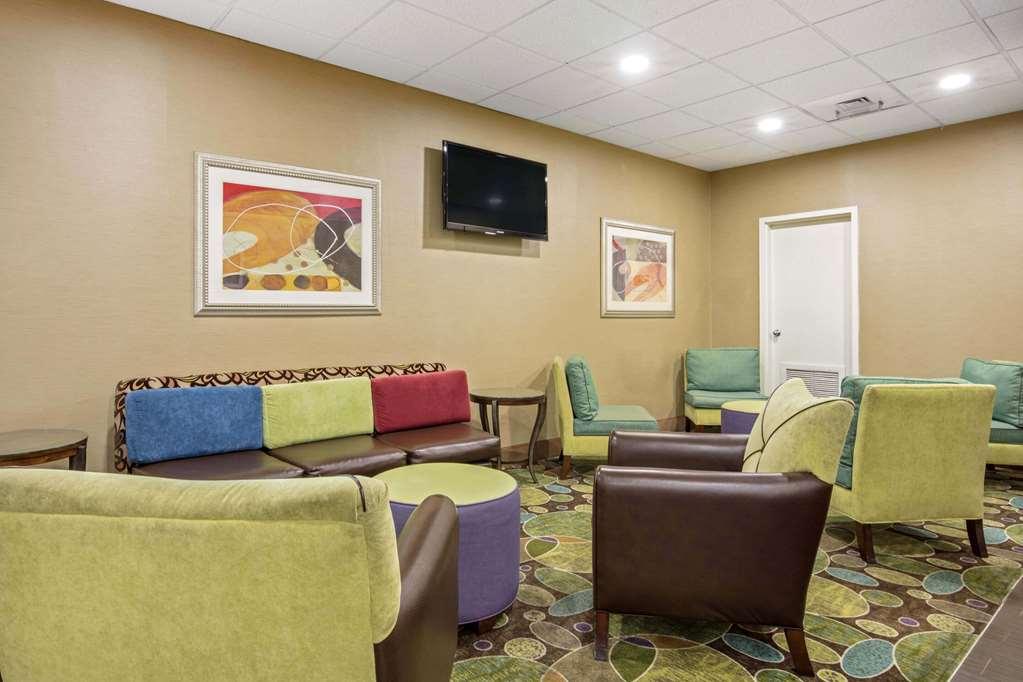 Comfort Downtown Inn